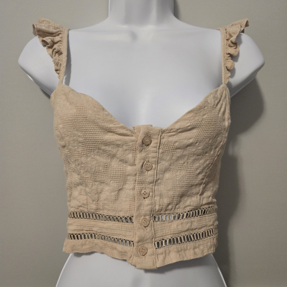 Fashion Nova Cream Cropped Button Tank With Ruffled Straps. Size S.